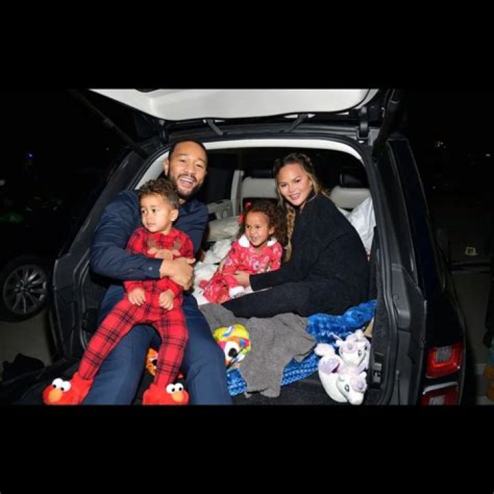 Chrissy Teigen Jokes That Drake’s Flying Sperm Prop Is Smaller Than She Imagined